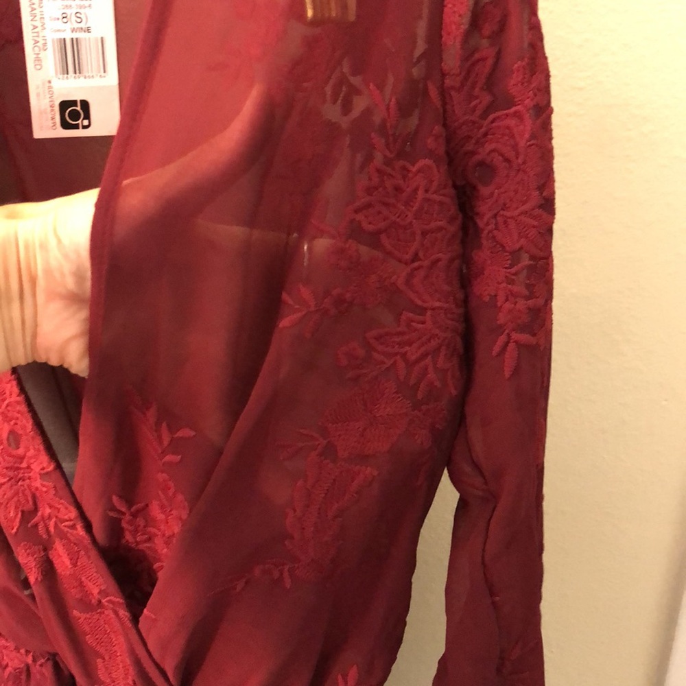 NWT showpo no filter play suit in wine lace rare romper sheer long sleeve small - Picture 7 of 16